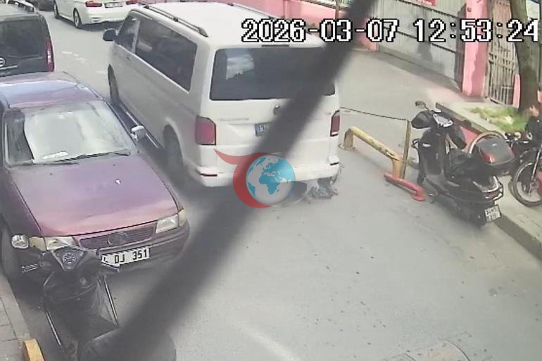 Yaya geçidindeki kadın geri manevra yapan minibüsün altında kaldı: Şoför teyzeyi görmedi