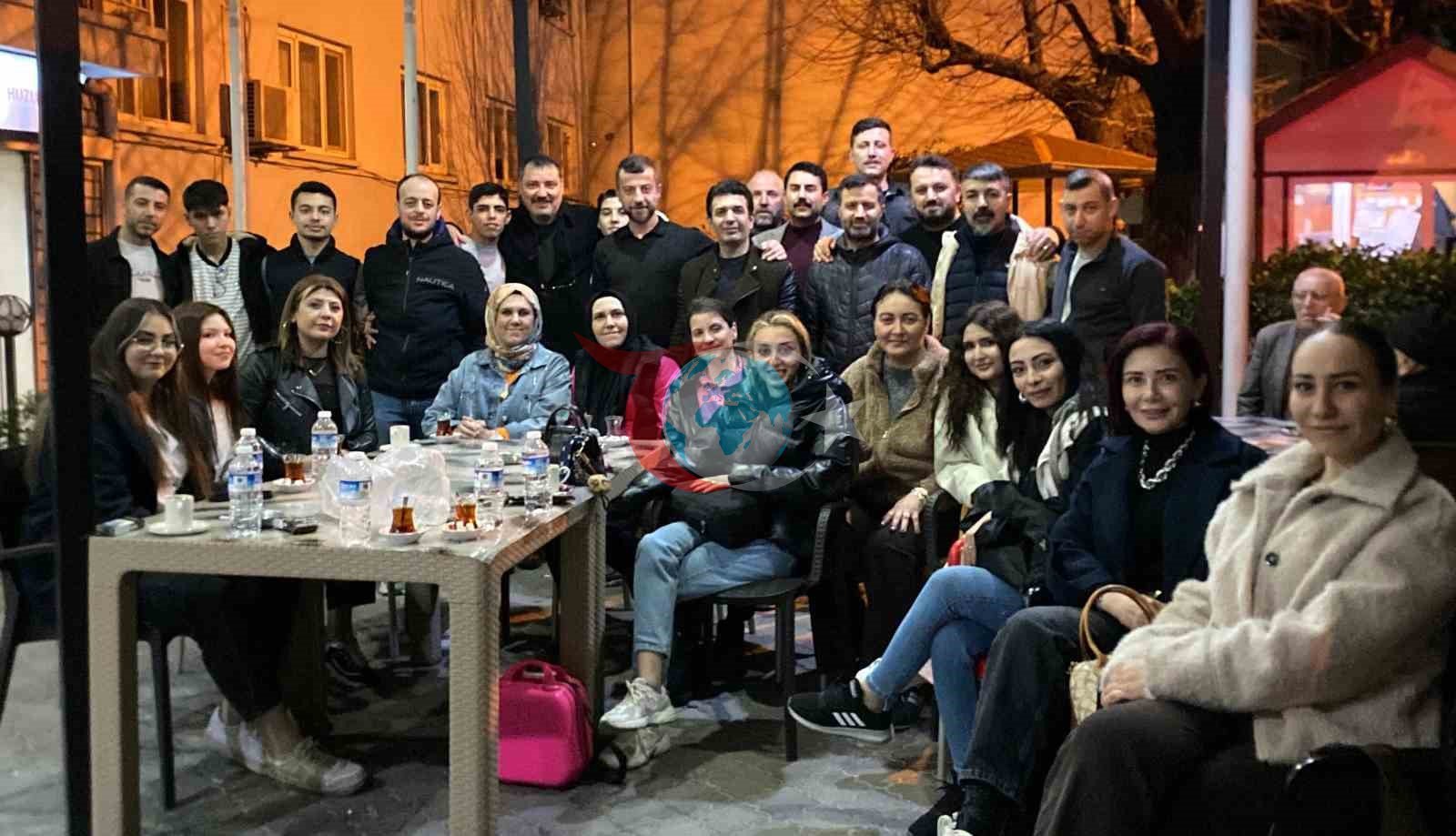 Turgutlu'da Kuaförlerden Huzurevine Anlamlı Destek