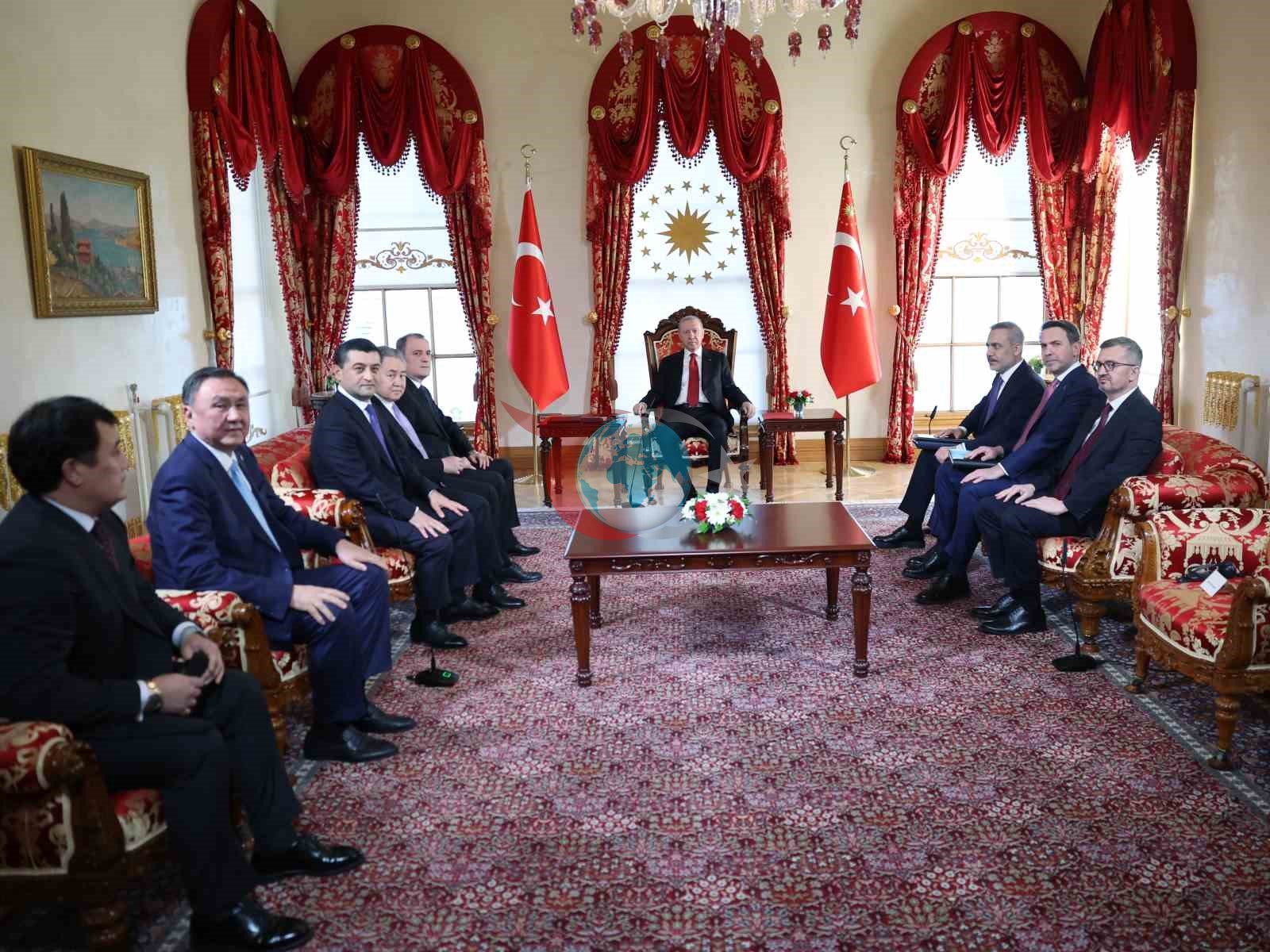 Cumhurbaลkanฤฑ Erdoฤan, Tรผrk Devletleri Teลkilatฤฑ heyetini kabul etti