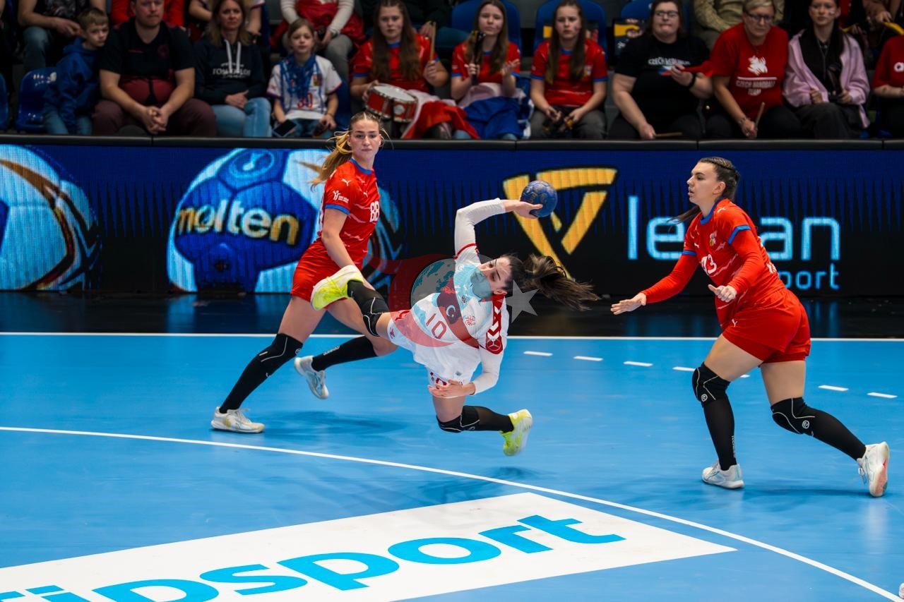 2026 Kadınlar EHF EURO Cup: Çekya: 36 - Türkiye: 24