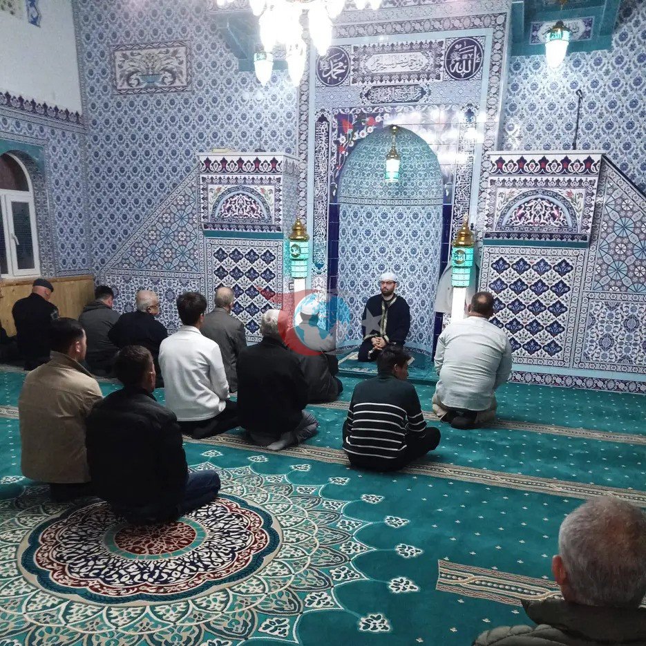 Sarıcakaya Müftüsü Altunbaş, Kapıkaya Mahallesi sakinleriyle iftarda buluştu