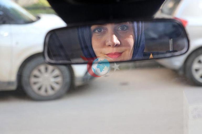 Ambulansฤฑn direksiyonunda kadฤฑn gรผcรผ Her รงaฤrฤฑda saniyelerle yarฤฑลฤฑyor