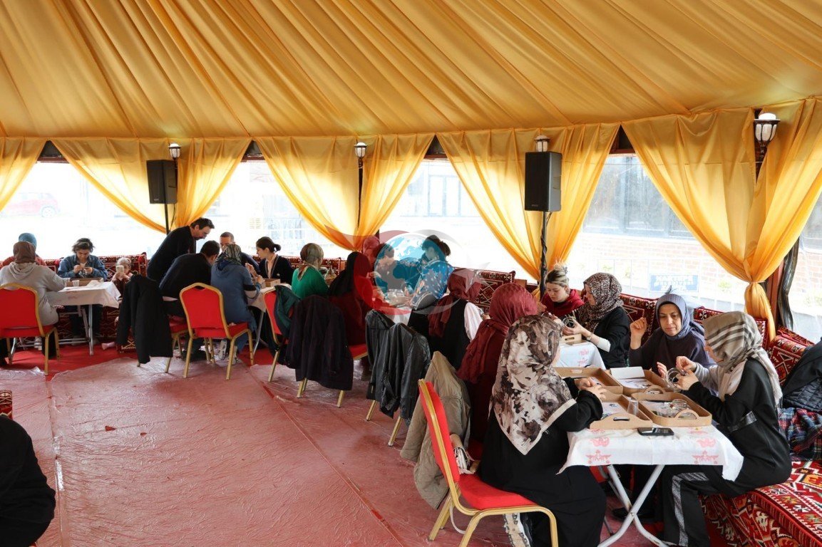 Kartepe'de Ramazan Geceleri Sanatla Canlanıyor