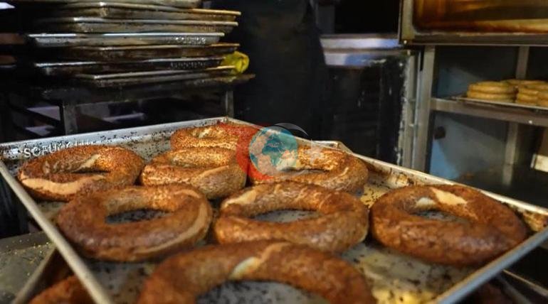 Bursa’da sahur geleneği meydanı doldurdu Coğrafi işaretli lezzet için akın ettiler
