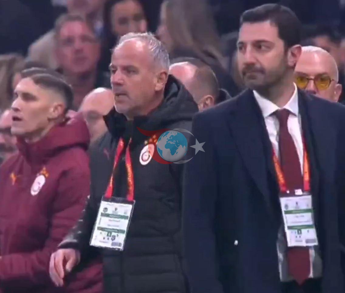 Galatasaray kaleci antrenörü Fadıl Koşutan (Solda) ve A Takım İdari Direktörü Uğur Yıldız (Sağda) / Görüntü beIN SPORTS 'TAN ALINDI