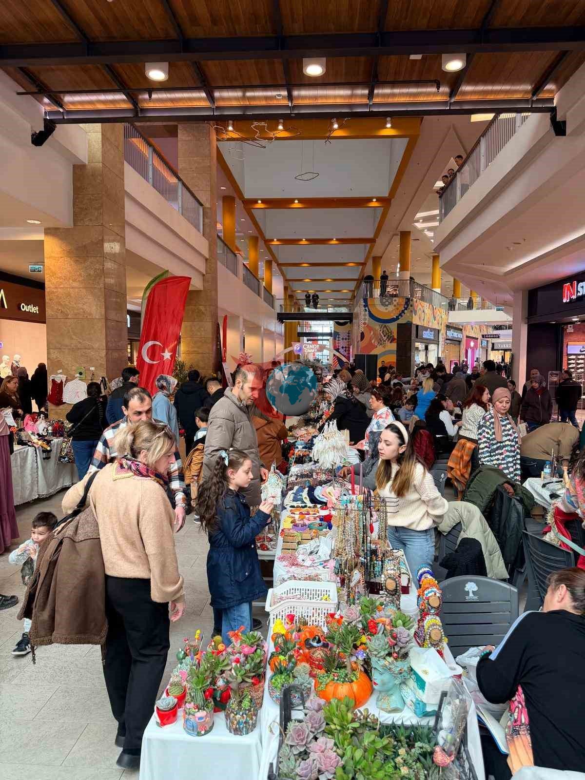 Şehitkamil&rsquo;de girişimci kadınlar festivali&rsquo;ne yoğun ilgi