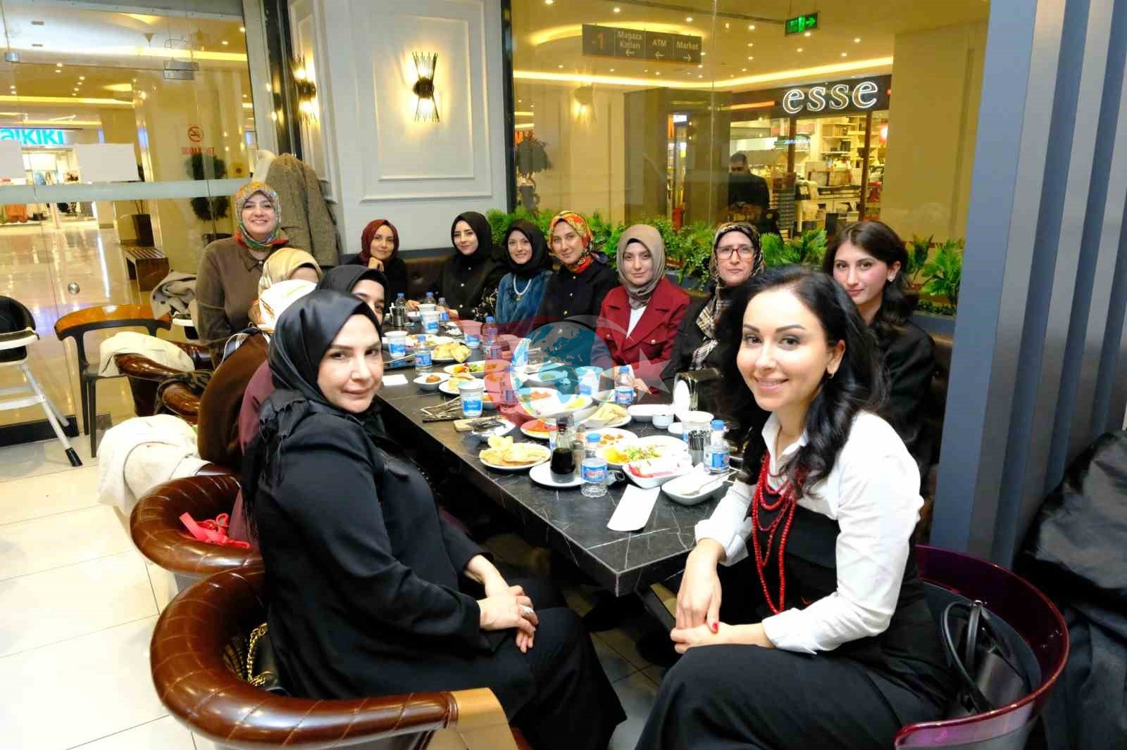 Erzincanโda Kadฤฑn Giriลimciler Kadฤฑnlar Gรผnรผโnde iftarda buluลtu