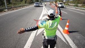 İstanbulda yarın bazı yollar trafiğe kapatılacak