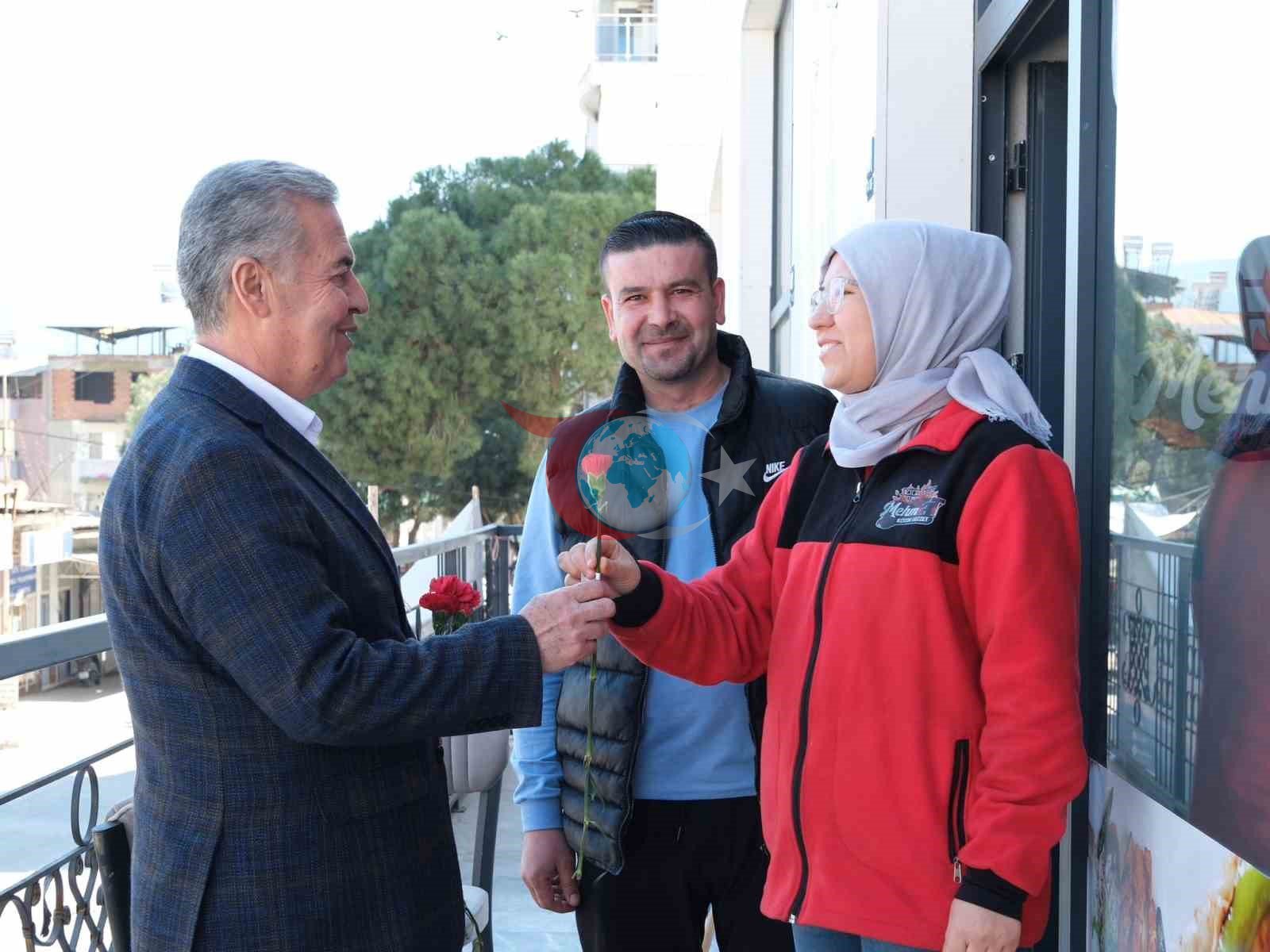 Buharkent&rsquo;te 8 Mart&rsquo;ta kadınlar unutulmadı