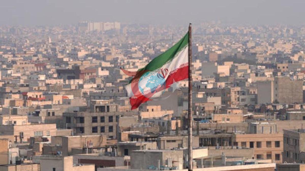 İran'ın Yeni Lideri Ayetullah Hamaney Seçildi