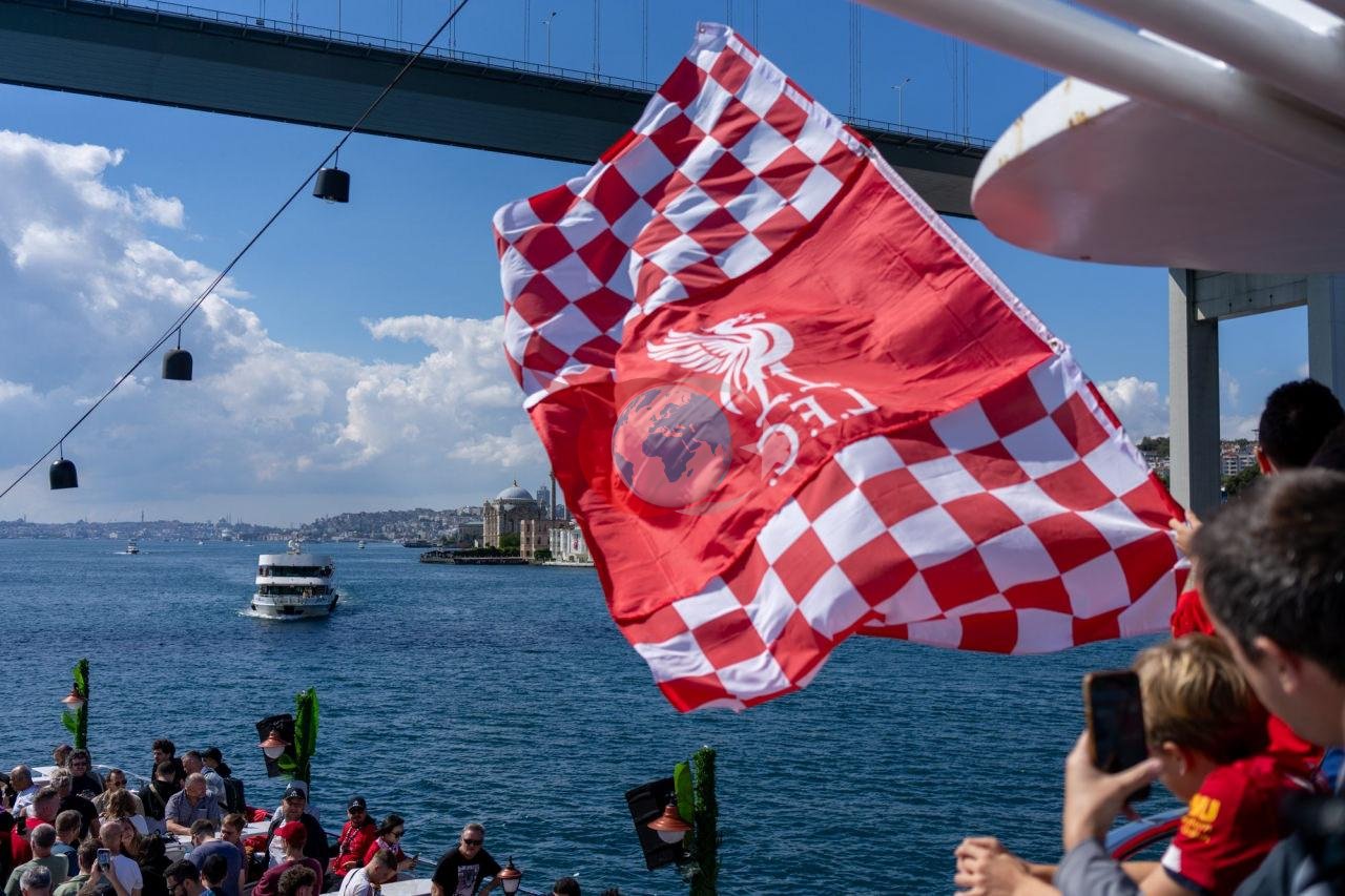 Liverpool taraftarları İstanbul'da