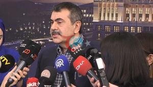Bakan Tekinden Ramazan etkinlikleri ile ilgili eleştirilere yanıt: Sırça köşklerinde yaşıyorlar