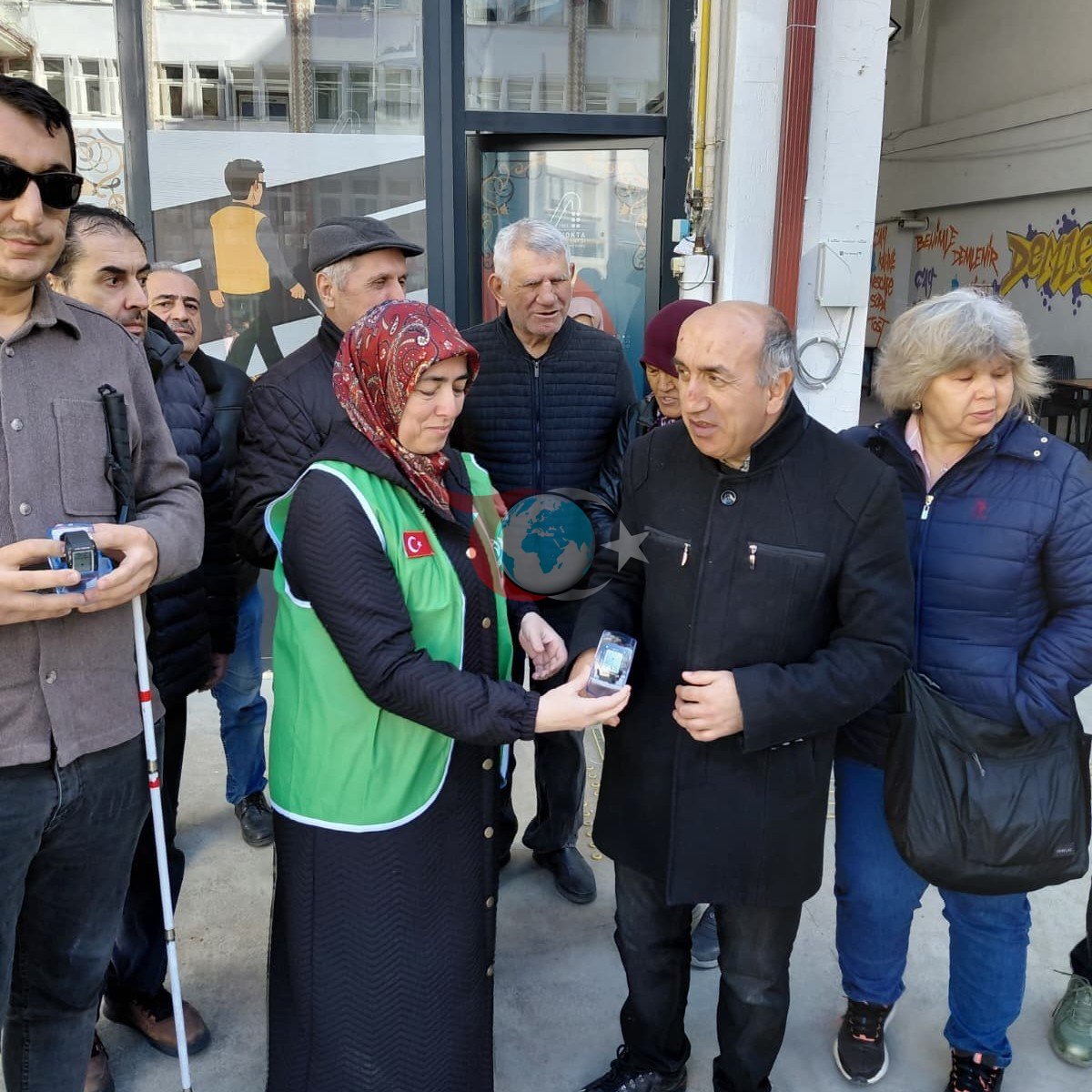 Kütahya&rsquo;da görme engellilere konuşan saat desteği