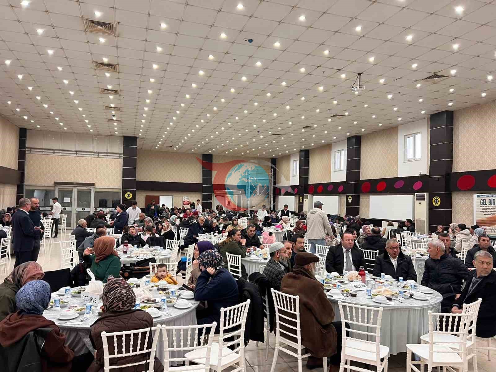 Şuhut’ta gönülleri ısıtan iftar