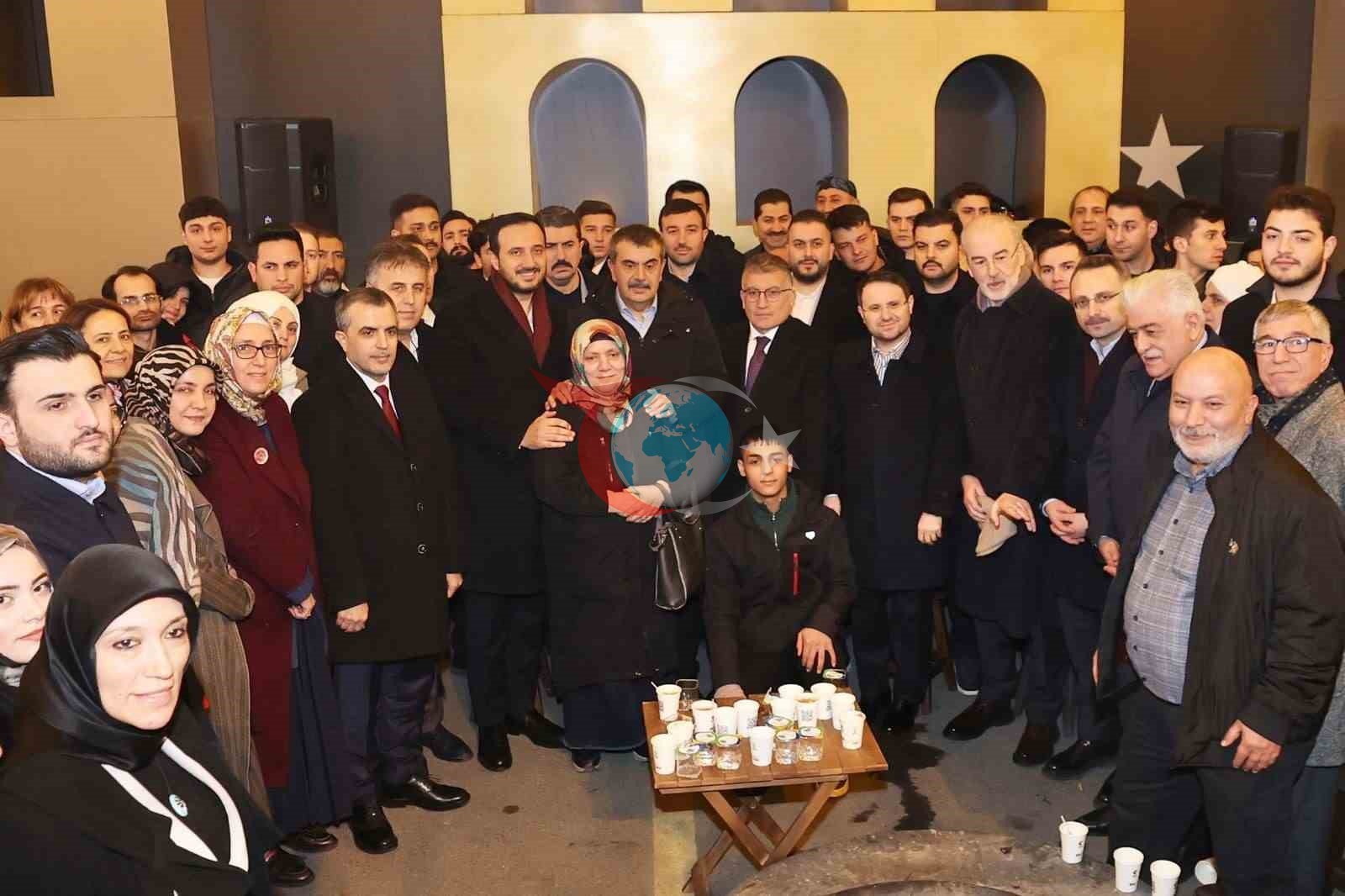Bakanlar Gürlek ve Tekin Ramazan Etkinliğinde Vatandaşlarla Bir Araya Geldi