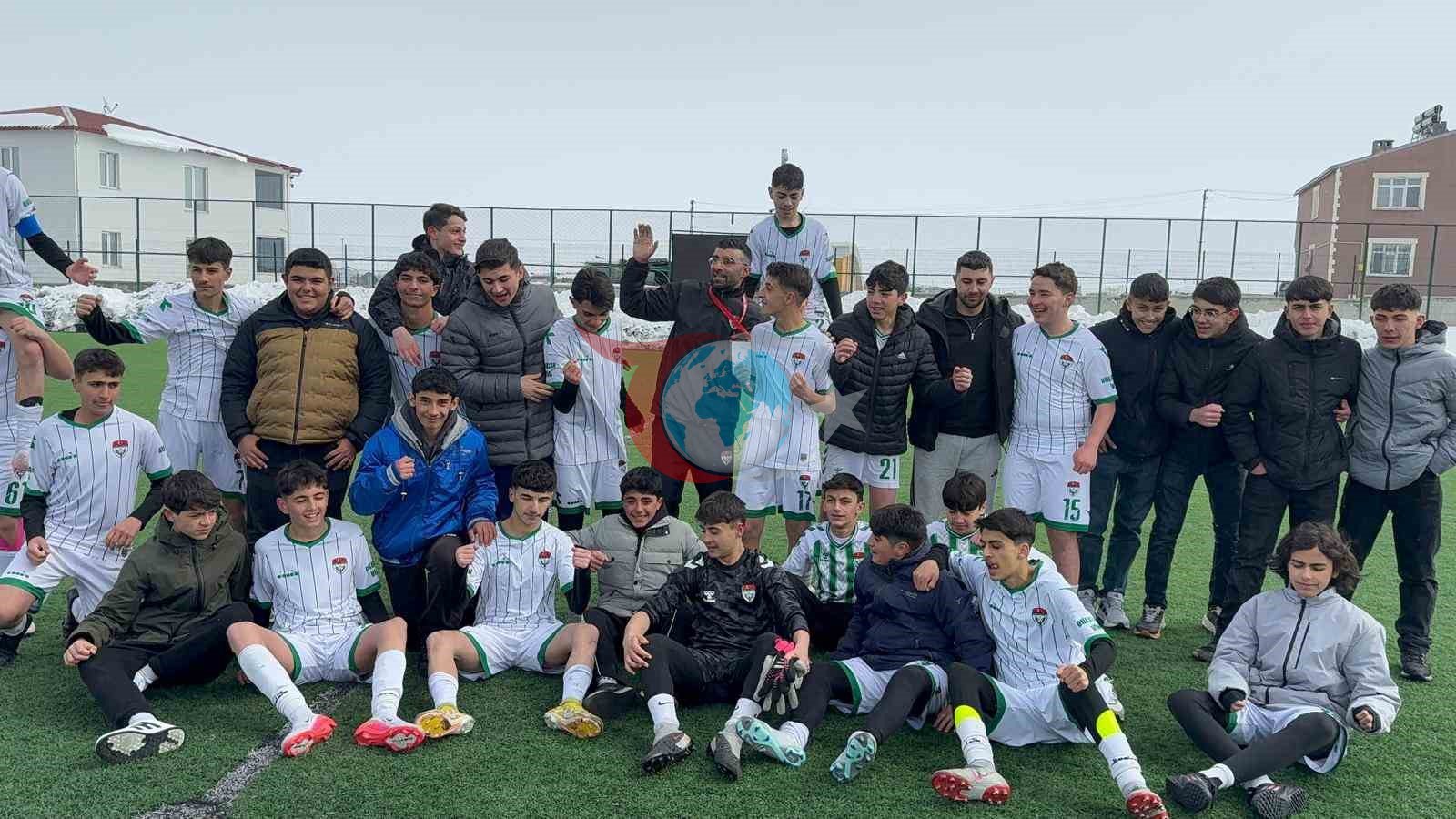 Kars 36 Spor U16 takımı şampiyon oldu, Türkiye Finalleri’ne katılacak