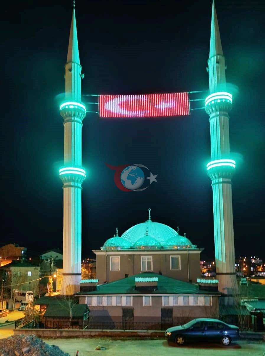 Emet’te Ramazan coşkusu mahya ile taçlandı