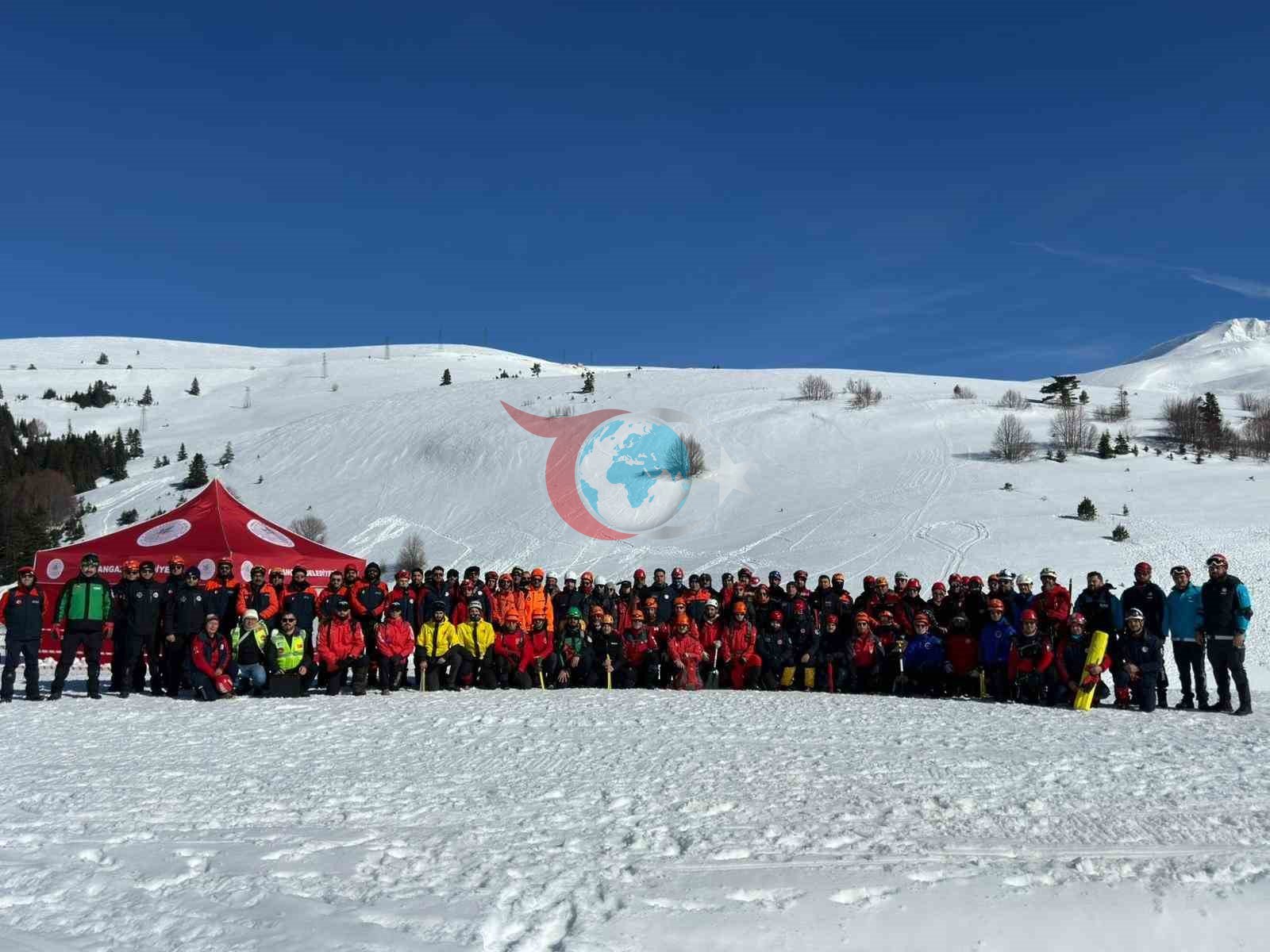 Uludağ&rsquo;da çığ arama kurtarma tatbikatı gerçekleşti