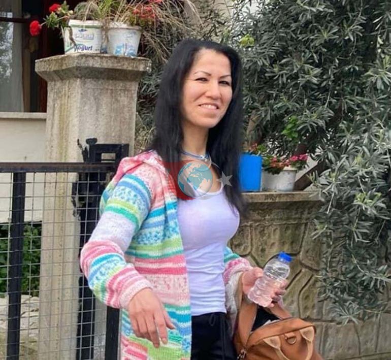 Kadınlar gününde katledilen Sermin toprağa verildi Tabutunu kadınlar omuzladı