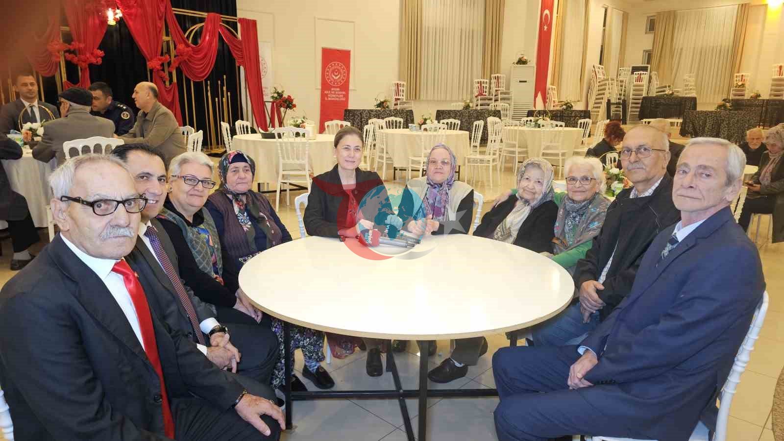 Kaymakam Kan huzurevi sakinlerini iftarda ağırladı