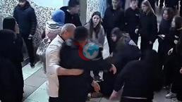Milli halterciden okulda şiddet! Kız kardeşine akran zorbalığı yapan arkadaşlarını tekme tokat darbetti