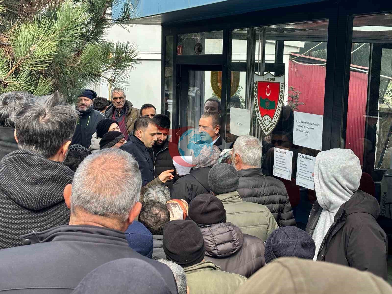 Süre uzatıldı ama yoğunluk bitmedi: Trabzon’da 10 bin adet APP plaka değiştirildi