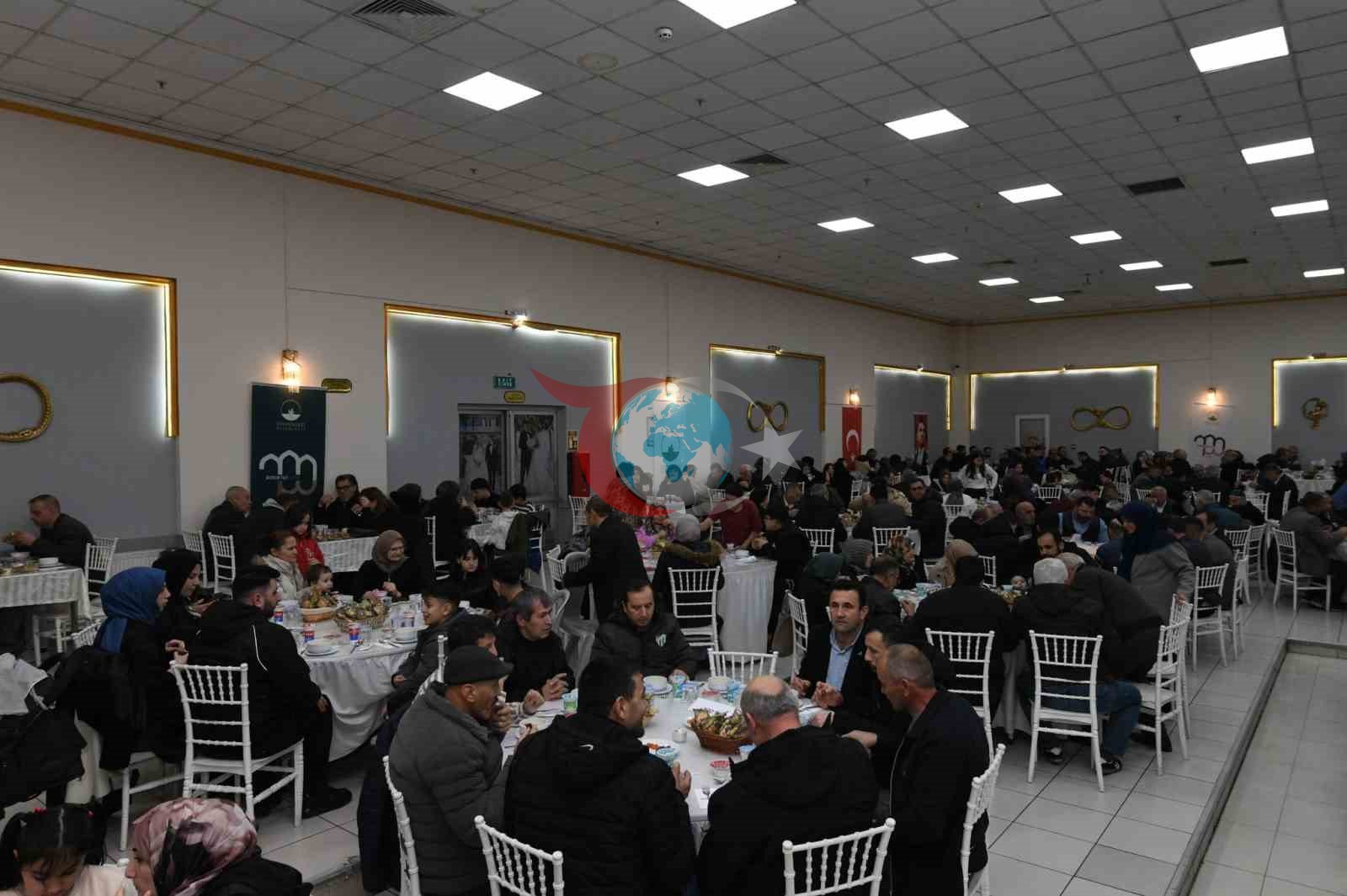 Emek&rsquo;te gönüller aynı iftar sofrasında buluştu