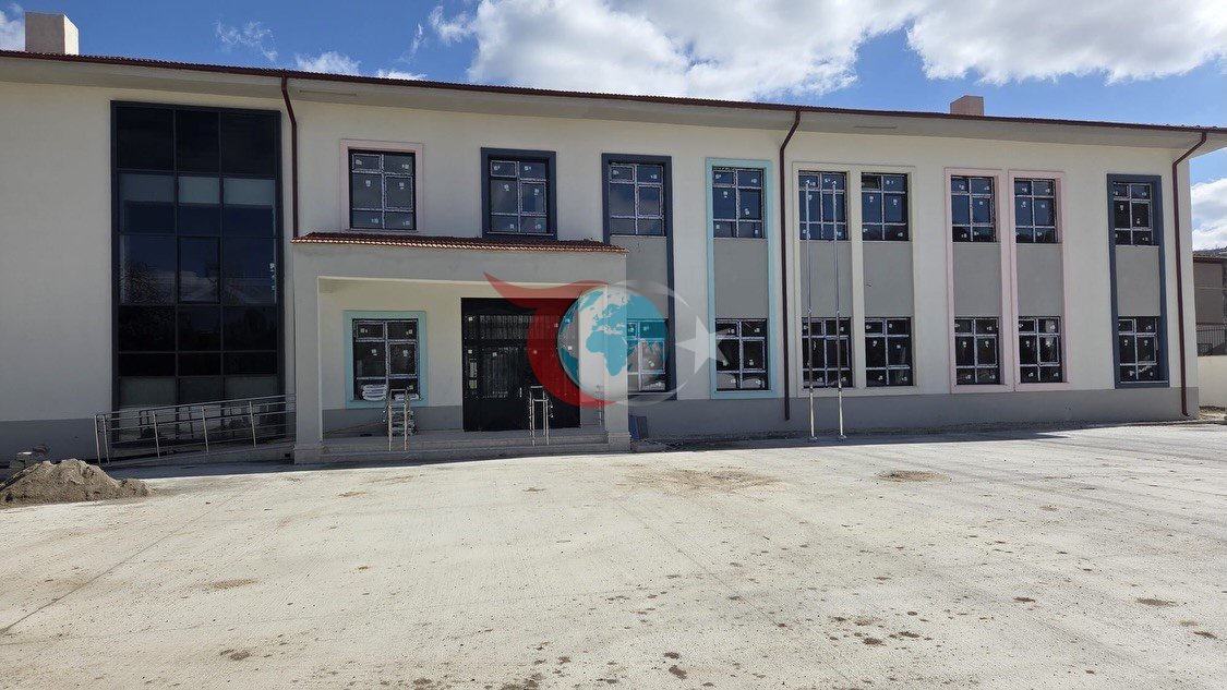 Bilecik’te yardımsever tarafından kurulan anaokulu incelendi