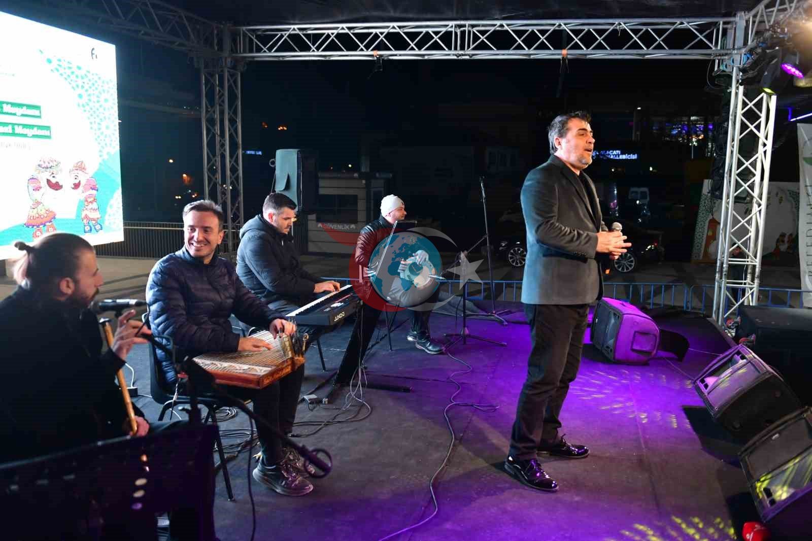 Osmangazi meydanı’nda ramazan coşkusu sürüyor