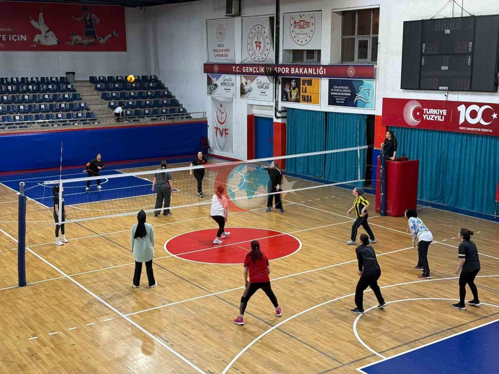 Kadınlar gününde Düzce’nin sultanları sahadaydı