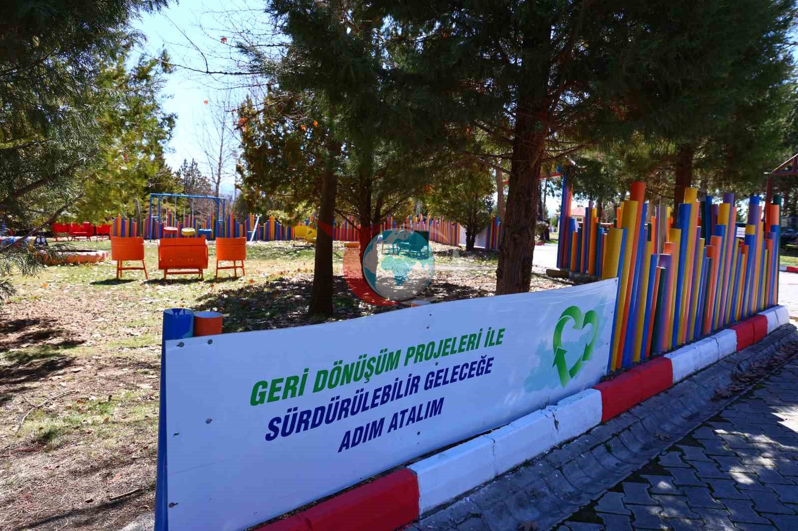 Kızının atlı terapideki dönüşümü Türkiye’de ilke imza attırdı