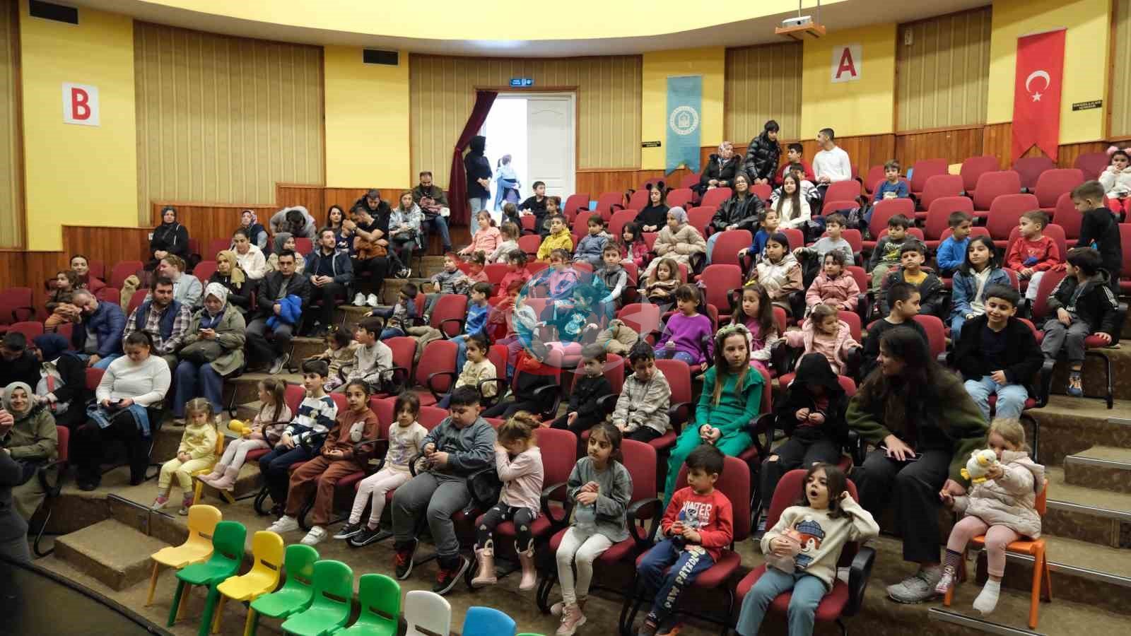 Yıldırımlı çocuklar hem eğlendi hem öğrendi