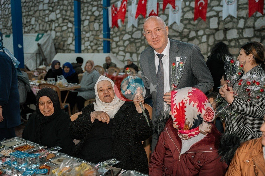 Ramazan&rsquo;ın bereketi Babadağ&rsquo;da paylaşıldı