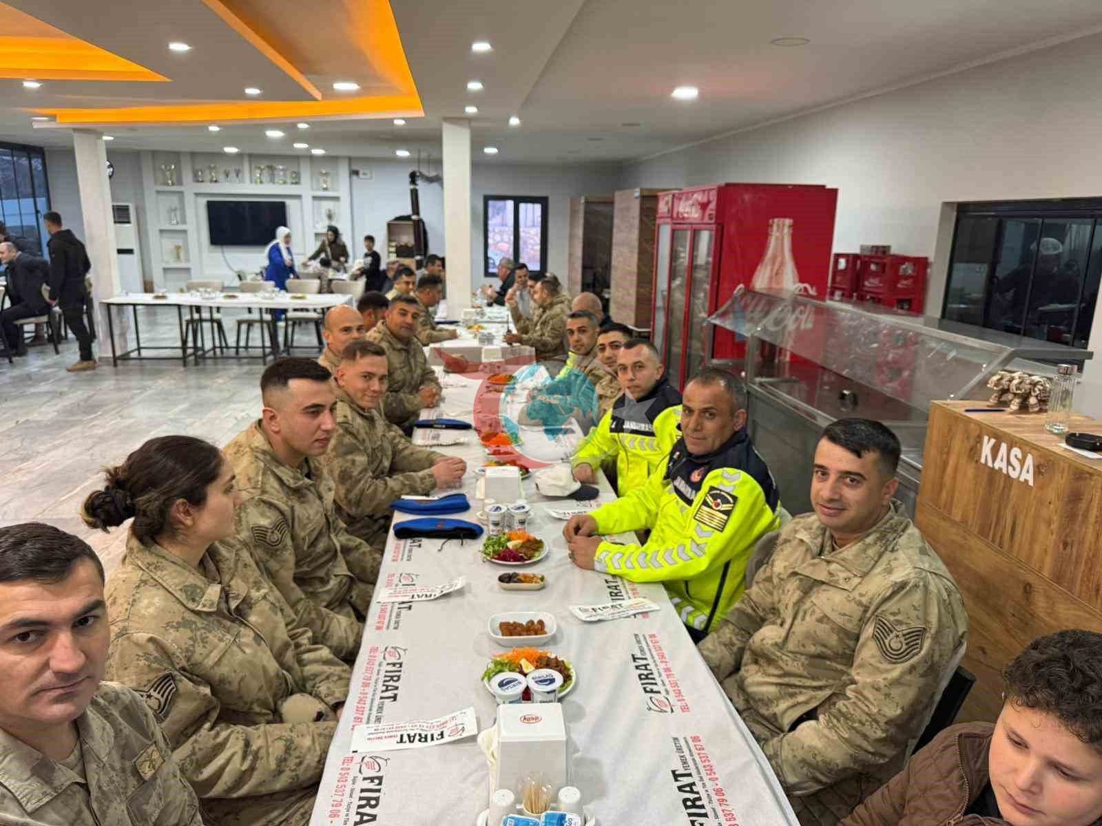 Gercรผลโte birlik ve beraberlik iftarฤฑ