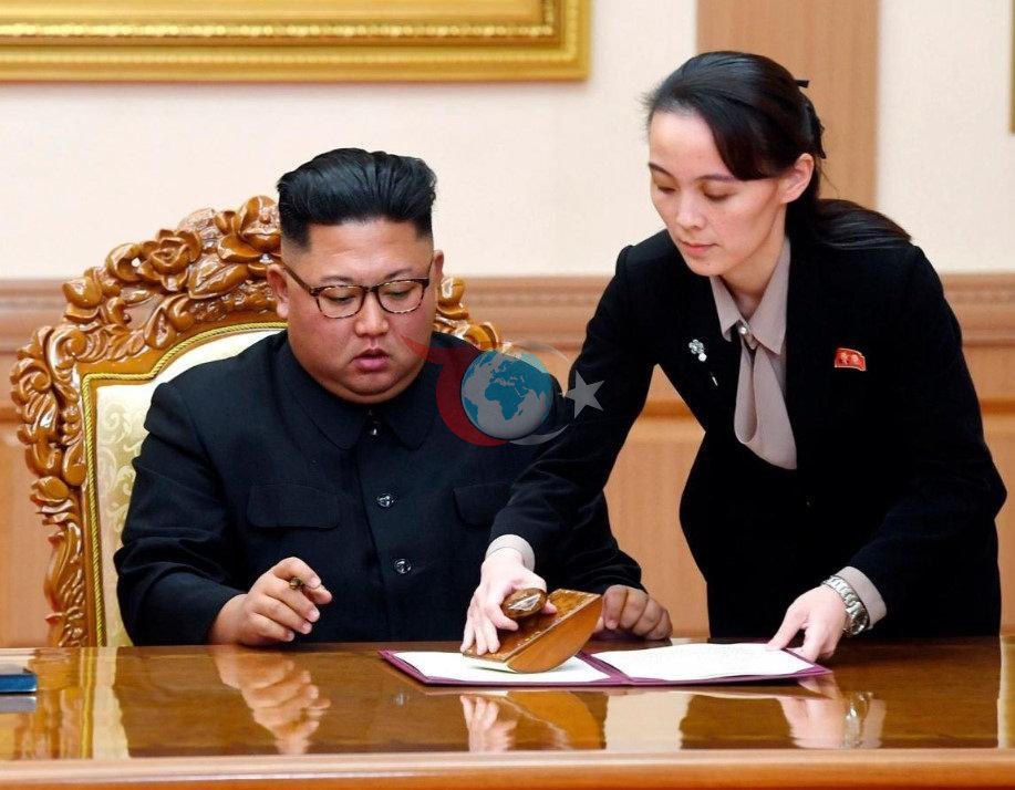 Kuzey Kore lideri Kim Jong-un ve kฤฑz kardeลi Kim Yo-jong