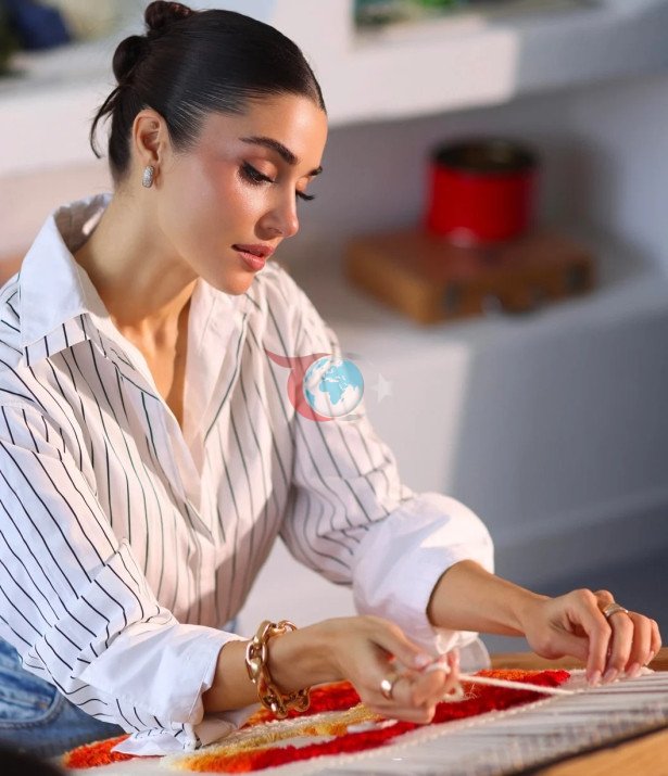 Nevra Serezli'den Hande Erçel'e: 