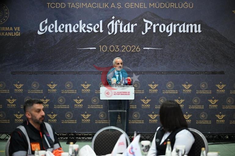 Bakan Uraloğlu: Bayramı tatili boyunca trenlerimizde 8 bin 898 kişilik ek kapasite oluşturduk