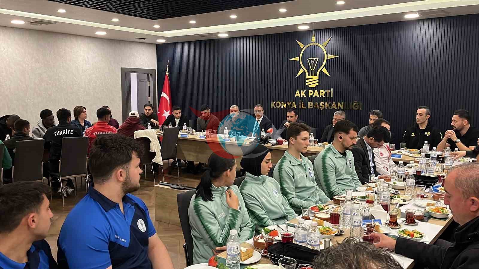 Spor camiası AK Parti Konya İl Başkanlığı&rsquo;nın iftarında buluştu