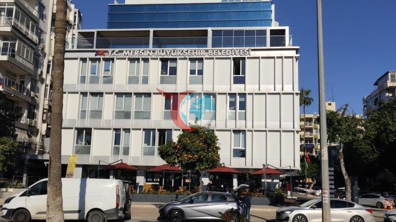 Mersin Büyükşehir Belediyesine operasyon Gözaltılar var