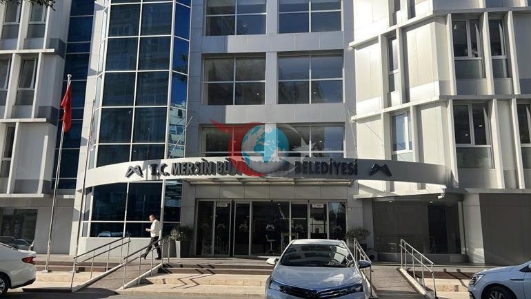 Mersin Büyükşehir Belediyesine operasyon Gözaltılar var