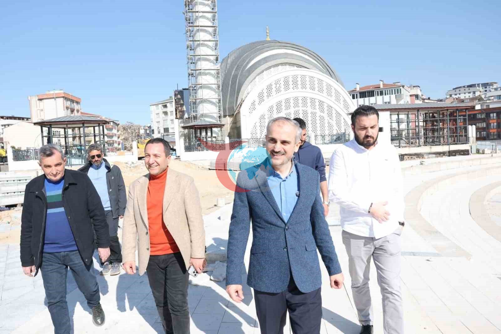 25 bin metrekarelik Çayırova Kent Meydanı projesinde sona yaklaşılıyor