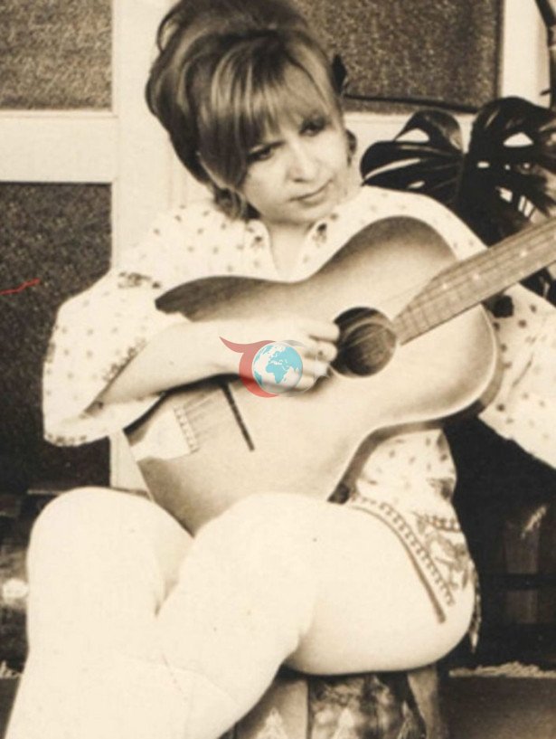 Ülkü Aker gözyaşlarıyla uğurlandı