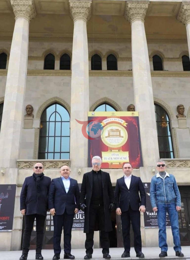 Devlet Tiyatroları Genel Müdürü Karadağlı, Azerbaycanda ‘Sanatkar Madalyonu’ ödülünü aldı