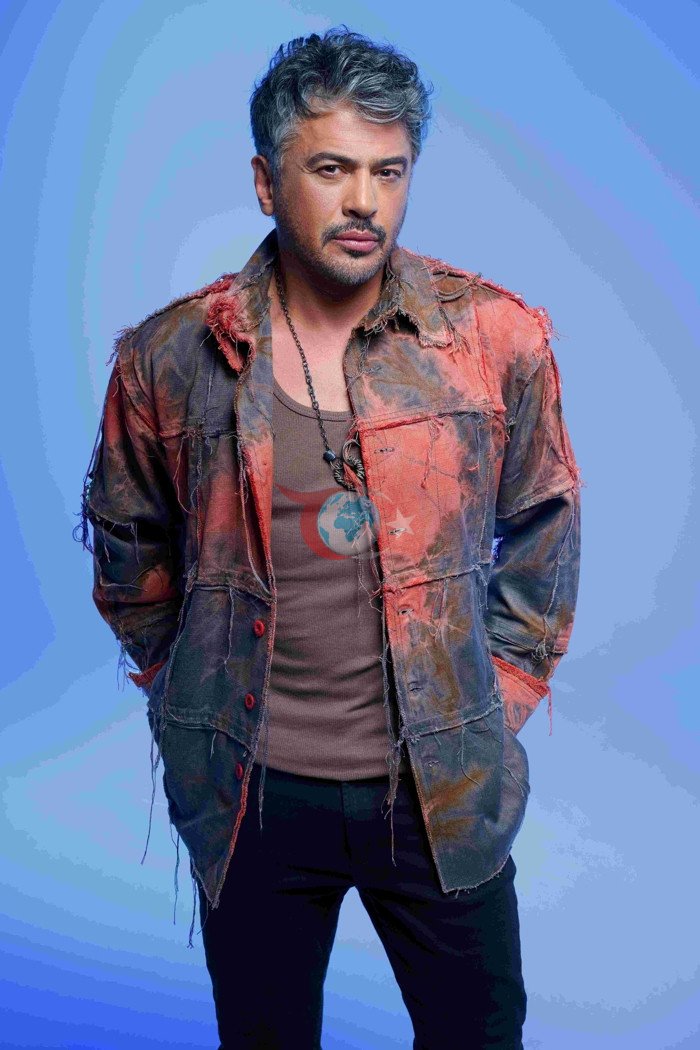 Emre Altuğ: "Yakışıklı olduğum için birçok rolü kaçırdım"