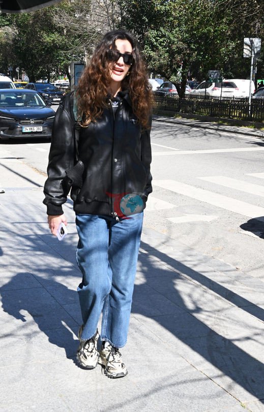 Berrak Tüzünataç: "Ben o polemiğe girmem!" - Resim : 3