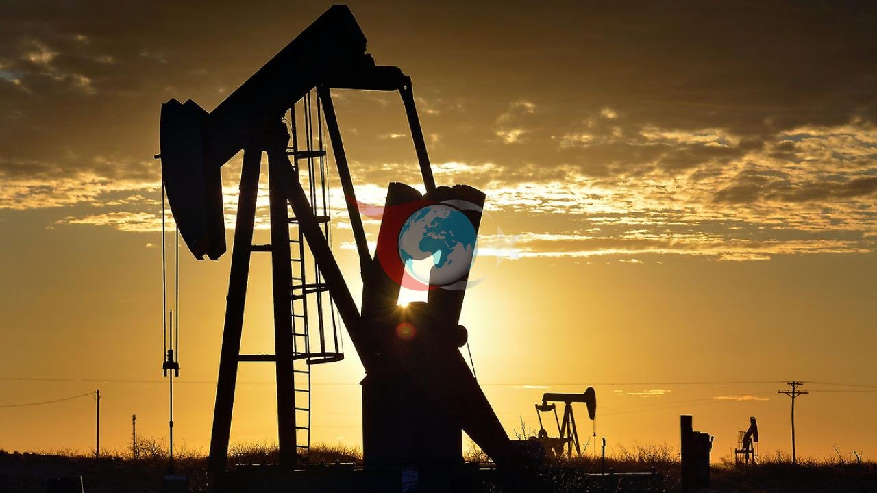 Brent petrol yüzde 3'e yakın arttı - Son Dakika Haberleri