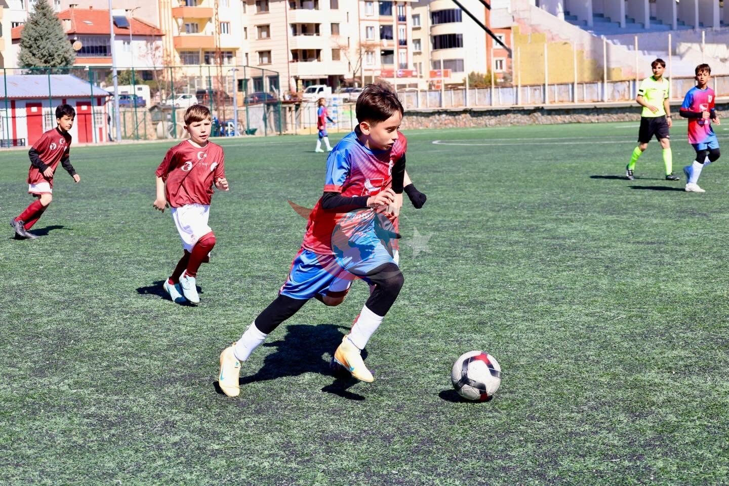 Bilecik&rsquo;te Küçük Erkekler Futbol Müsabakaları heyecanla sürüyor