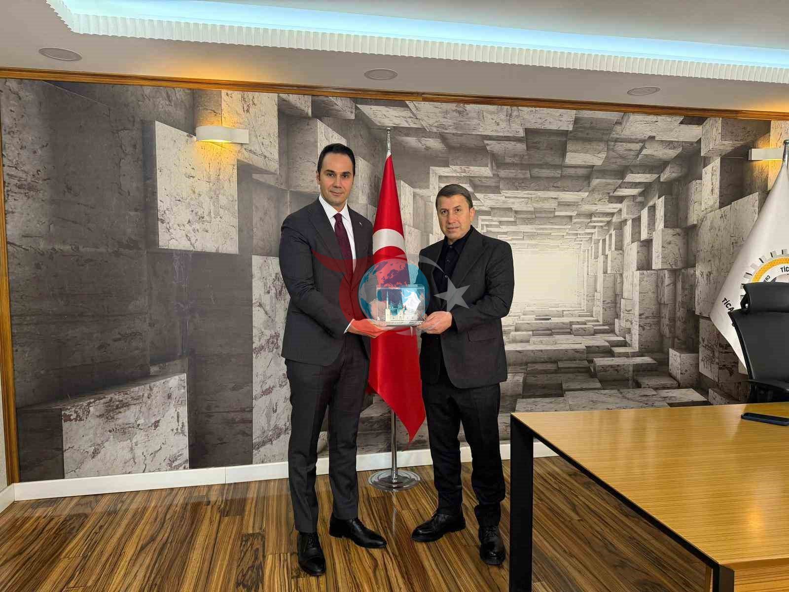 Siirt TSO Başkanı Güven Kuzu, DYP Genel Başkanı Küpeli ile bir araya geldi