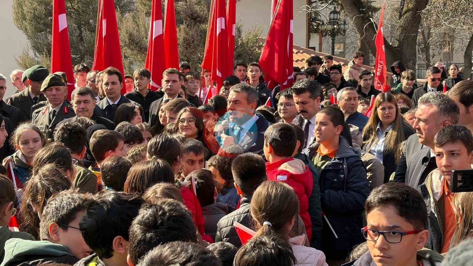 Bakan Tekin: 