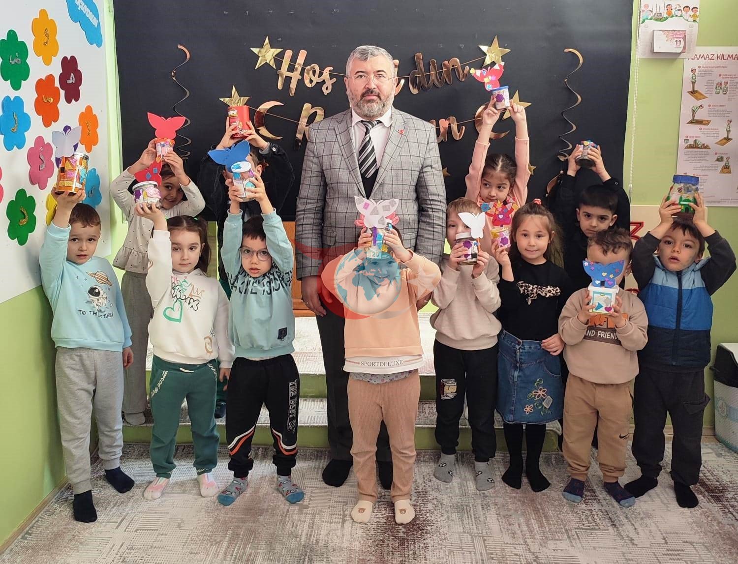 Hisarcฤฑkโta minikler harรงlฤฑklarฤฑnฤฑ Gazze iรงin biriktirdi